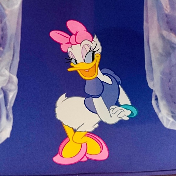 NWT- Daisy Duck 85th Anniversary Plush Mini Backpack - Picture 6 of 10